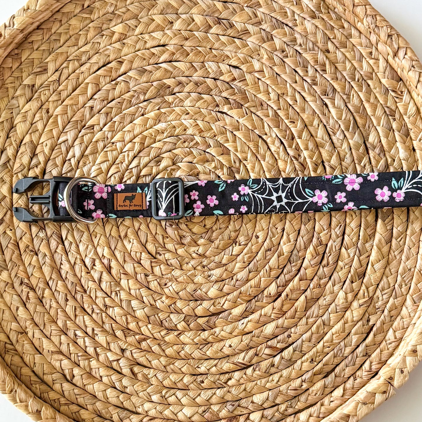 Webs and Wildflowers (Black) Collar