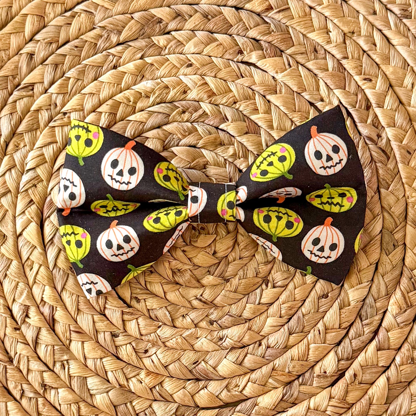 Jack O Lantern (Black) Bow Tie