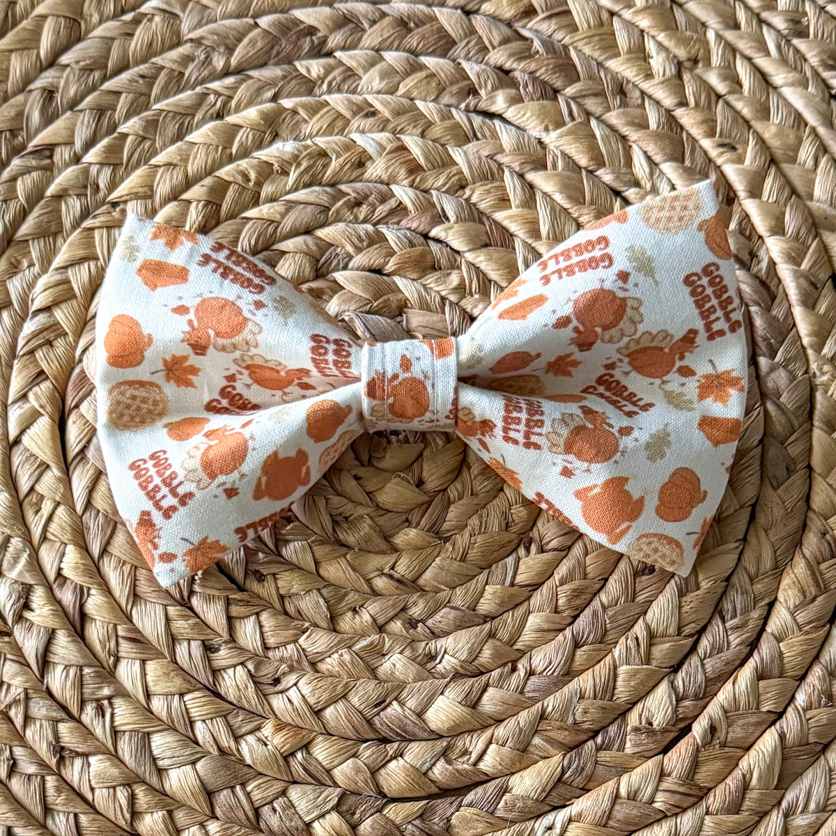 Turkey Trot Bow Tie