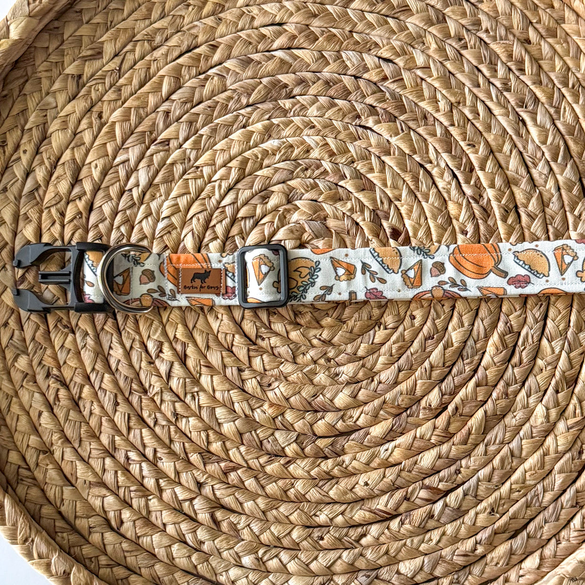 Festive Feast Collar