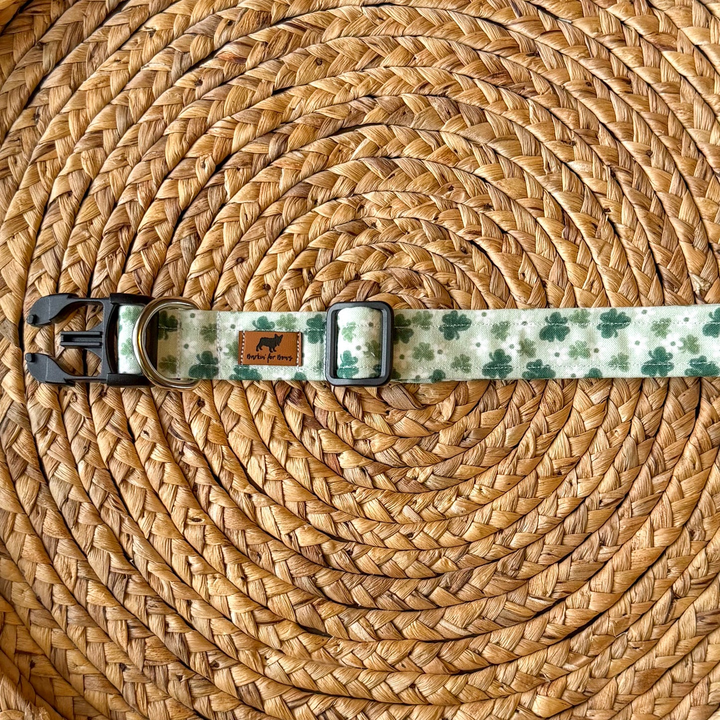 Clover and Daisies Collar