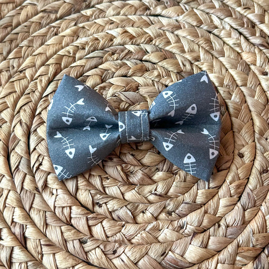 Fish Bones Bow Tie (Gray)