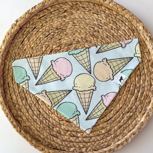 Scoop, there it is! Bandana