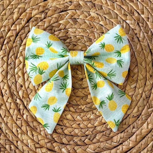 Stay Golden Sailor Bow