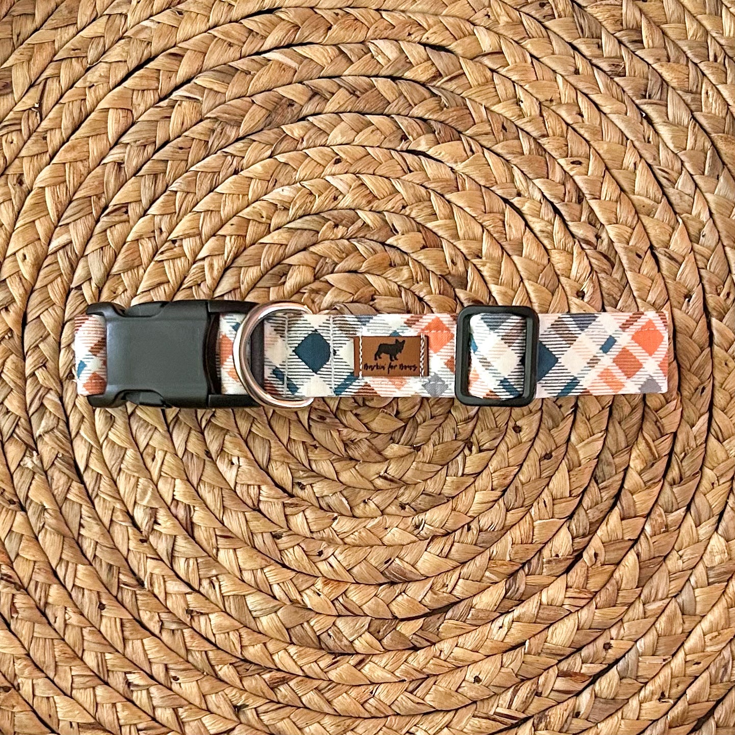 Fall Plaid Collar (Glow In The Dark)