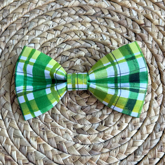 Green Plaid Bow tie