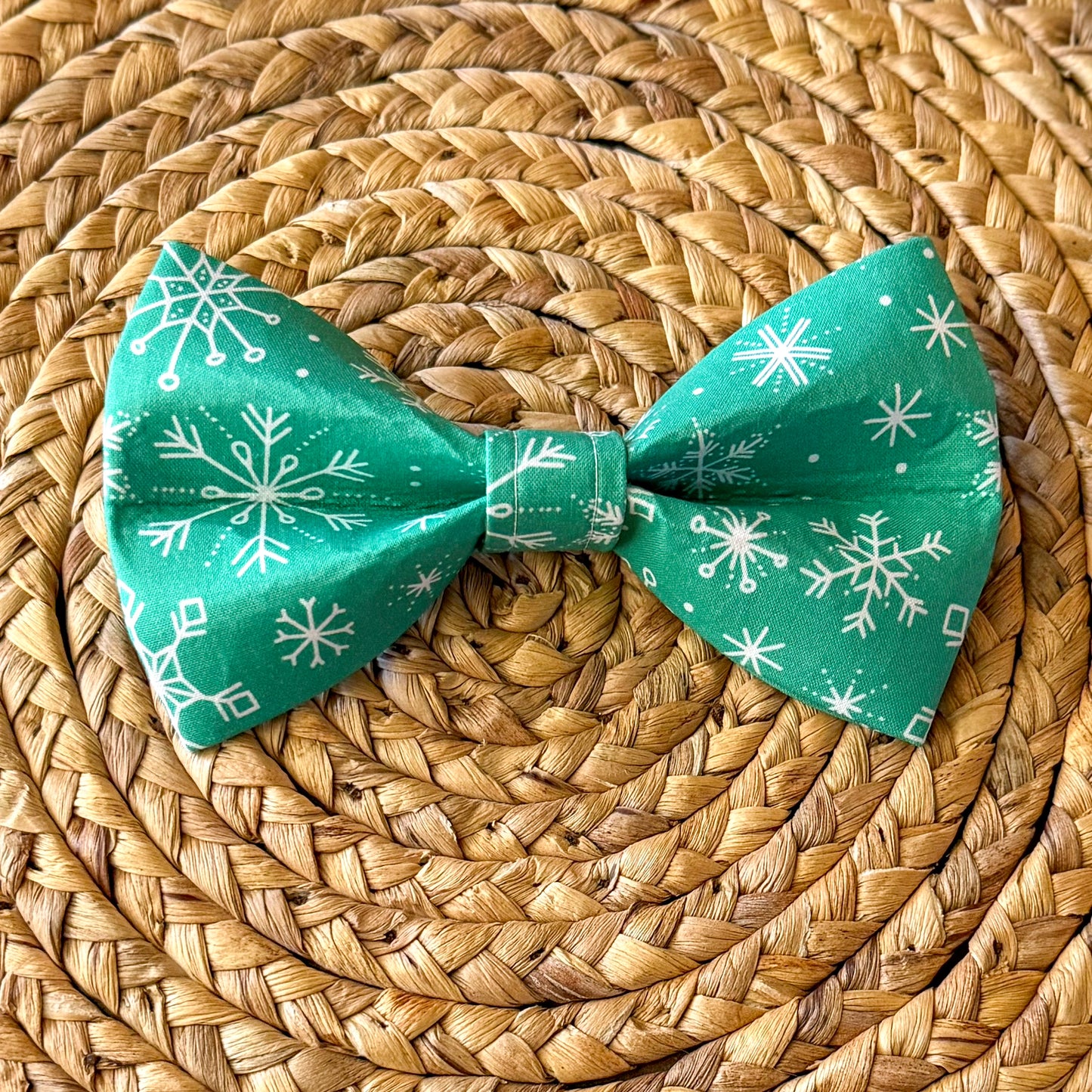 A Winter Wonderland Bow Tie