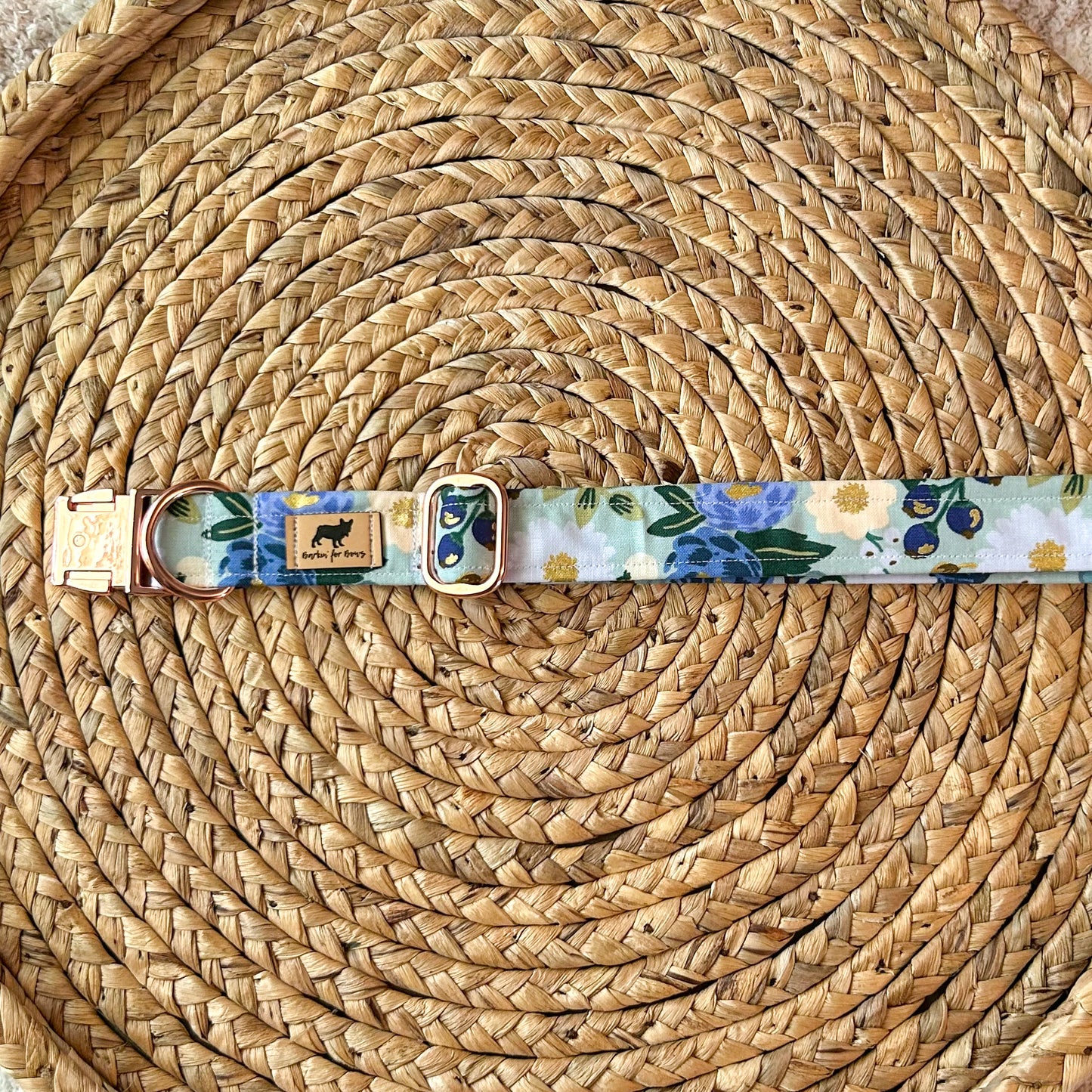 Vintage Blossom (Mint) Collar